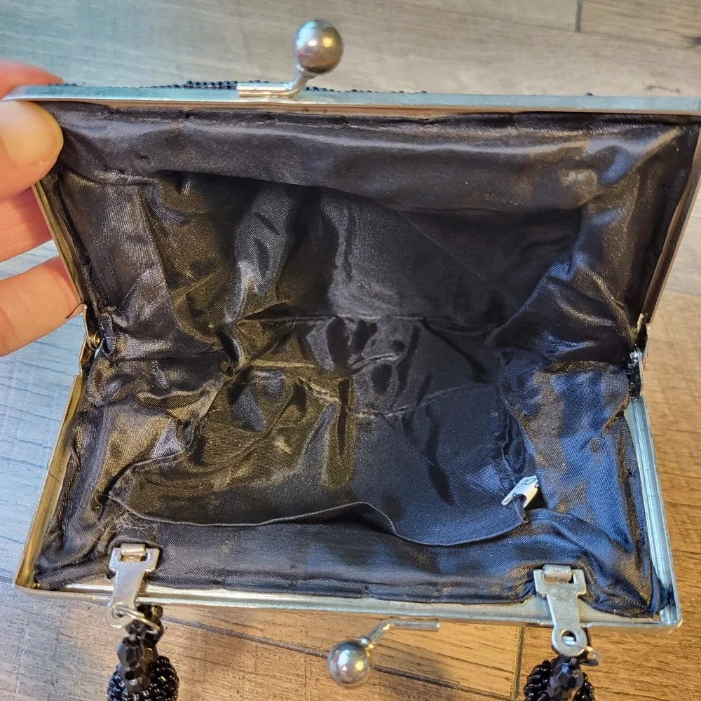 Vintage Black Beaded Shell Evening Bag Kiss Lock Clutch Beaded Handle Formal